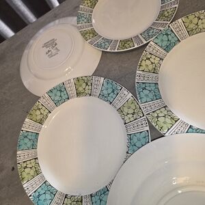 Kathie Winkle "Corinth" pattern ironstone plate mnftd by Broadhurst in England